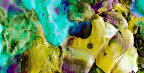 Unveiling the Mysterious Allure of Liquid Art in Oil