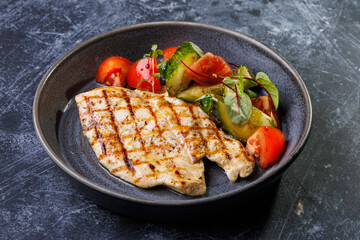 Grilled Chicken With Fresh Tomato Cucumber Salad
