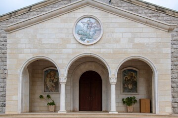 Obraz premium Saint Georges Maronite church in the village of Qaitoule in the Lebanon mountain district of Jezzine front view