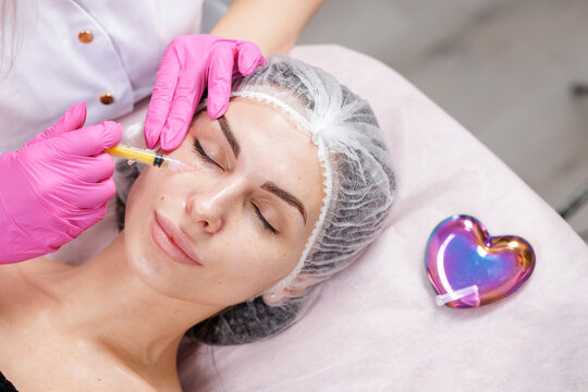 Periorbital mesotherapy biorevitalization injection for under eye rejuvenation in clinic