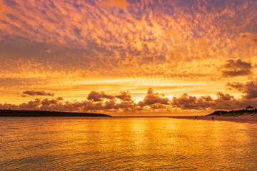 夕焼けの前浜ビーチ　沖縄　宮古島