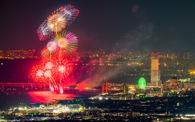 和泉山地からの大阪の夜景と花火大会