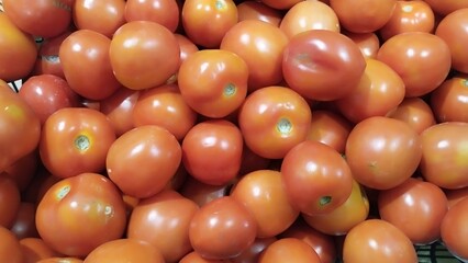 Tomato sell in the market