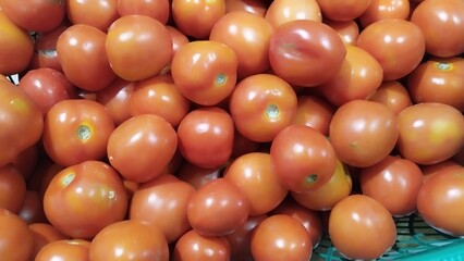 Tomato sell in the market