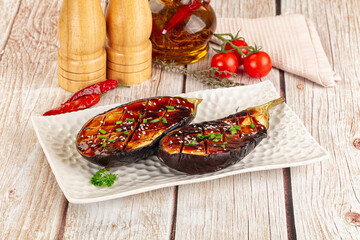 Baked eggplant with teriyaki sause