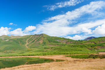 Obraz premium Autumn Marsh and Ponds at Numanotaira, Daisetsuzan Mountains, Hokkaido
