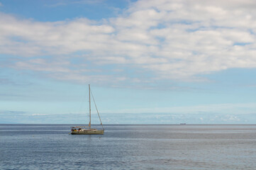 Fototapeta premium Yacht in the harbor of Poris de Abona