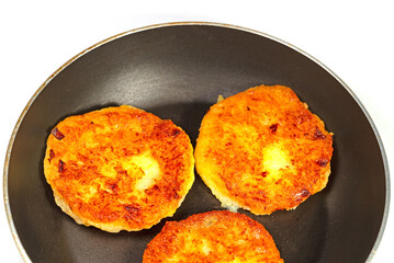 Kartoffelpuffer in einer Nahaufnahme