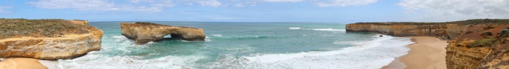 View of landscape and seascape the london bridge location is beautiful good view point at great ocean road australia