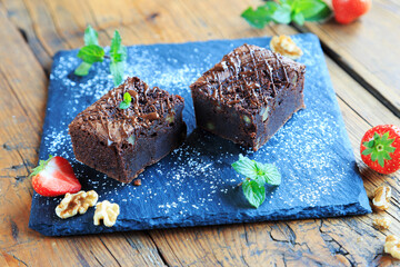 Saftige Schoko-Nuss-Brownies