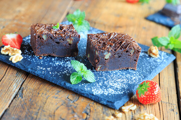 Brownies mit Waln&uuml;ssen 
