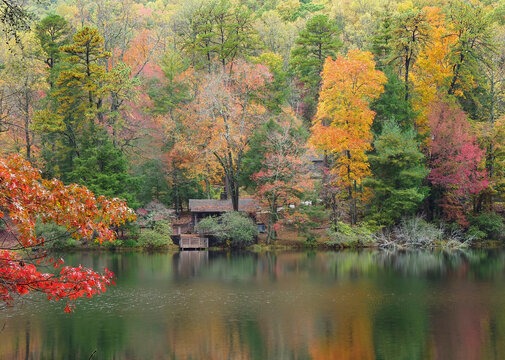 Fall Image of the Lake at Vogel State Park in North Georgia