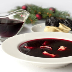 Christmas beetroot soup (borscht) with dumplings