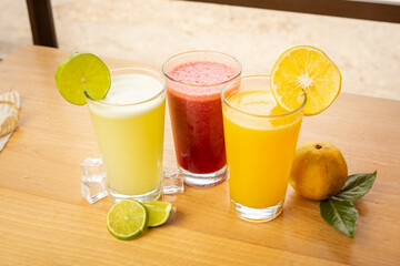 Refreshing of Natural Fruit Juices with Fresh Citrus