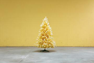 minimalist christmas celebration atmosphere in usa is captured with simple yet striking christmas tree