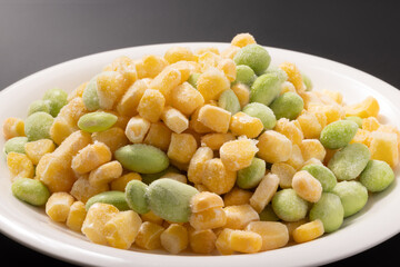 ［冷凍食品］枝豆コーン