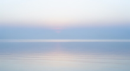 Obraz premium Abstract pastel gradient background of sea, sky and horizon