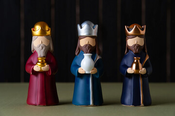 Three Wise Men Figurines with Gifts and Crowns kings magi