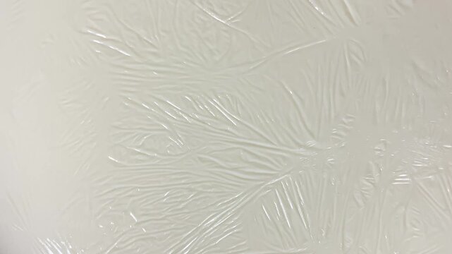 The silky, natural cream layer that forms on the surface of warm milk. Fresh, traditional, nutritious.