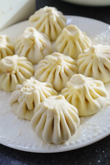 Mastering khinkali with a special tool for a perfect shape