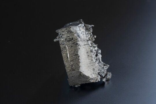 Ytterbium Metal chunk