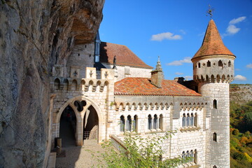 The village Rocamadour, lot, France, with historical medieval monuments blend into a spectacular cliff © Christophe Cappelli