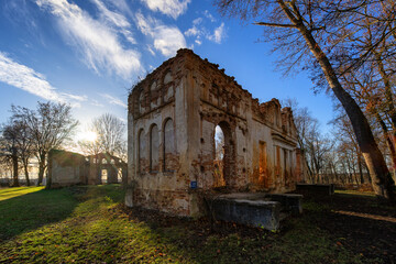 Ruiny starego dworu w Hieronimowie, Podlasie, Polska