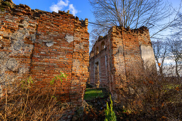Ruiny starego dworu w Hieronimowie, Podlasie, Polska
