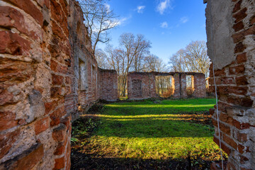 Ruiny starego dworu w Hieronimowie, Podlasie, Polska