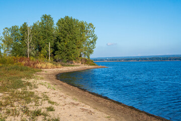 Fototapeta premium Curving Coastline of Presque Isle, Erie PA