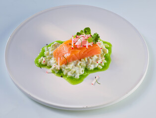 Lachsforelle auf Fenchel mit gruener Sauce, Lachs, Filet, fine dining, 