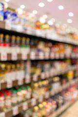 スーパーの通路をぼかした抽象的なバックグラウンド