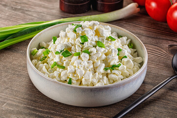 Cottage cheese with green onion