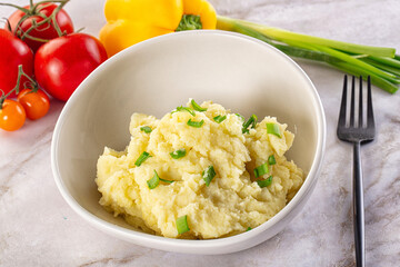 Mashed potato with green onion