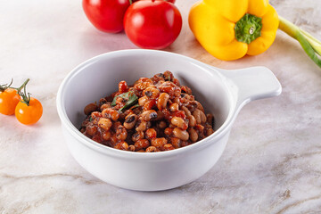 Black eye beans wutg tomato sauce