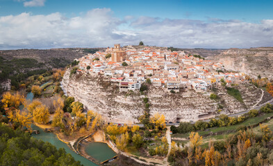 vista panor&aacute;mica de la poblaci&oacute;n de Jorquera, Albacete, Spain