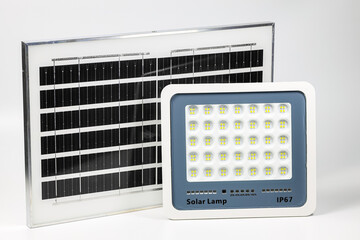 Solar panel for LED outdoor lighting, Solar powered led assembler mounts street light to bracket.