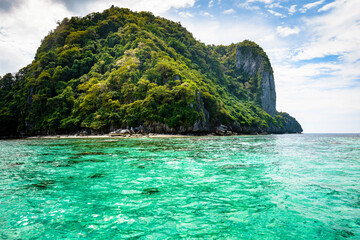 tropical island in the Philippines