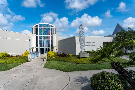 Gainesville, Florida: The Samuel P. Harn Museum of Art is an art museum at the University of Florida in Gainesville, Florida.