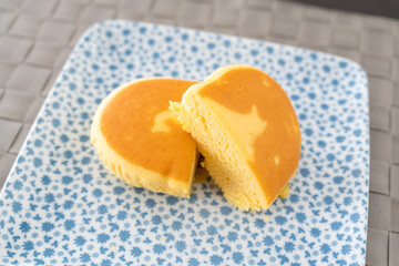 ふんわり食感が特徴の北海道模様カステラ