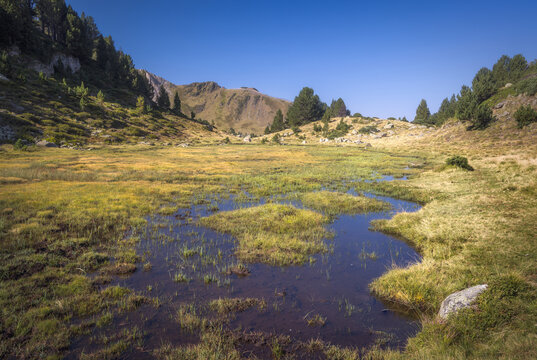 Vaqueira Beret in Vall D'aran Captures Serene Beauty of Catalonia's Landscape