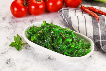 Gourmet chuka salad with sesame