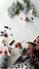 Idea for Christmas creativity with children.