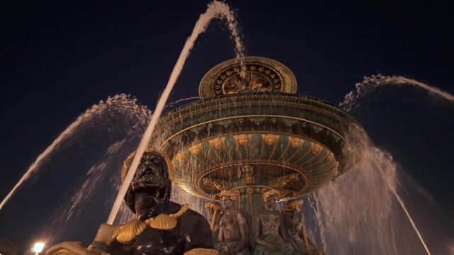 La Fontaine des Fleuves in Paris La Concorde