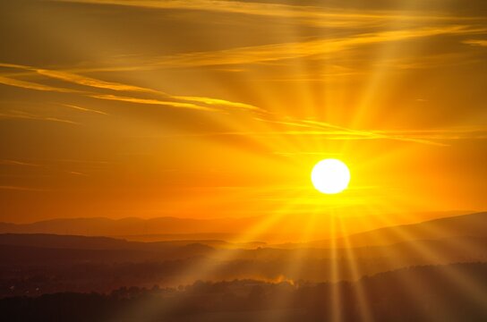 Sonnenuntergang im Abendrot in Oberfranken Deutschland