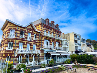 Etretat Unveiled: Exploring the Enchanting Streets of the Old Village