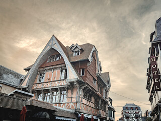 Cultural Heritage Explored: Journeying Through Etretat’s Timeless Street Scenes