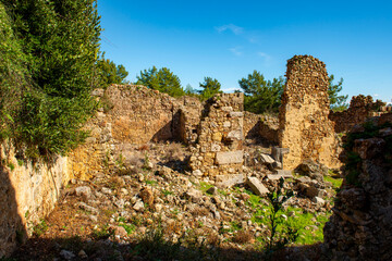 The ancient city of Syedra has located about 20 km. southeast of Alanya district of Antalya, on a mountainous area just west of the small coastal plain fed by the Sedre Stream. The city has developed 