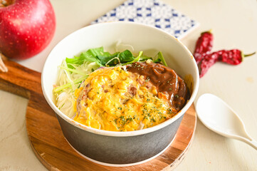 ロコモコ丼