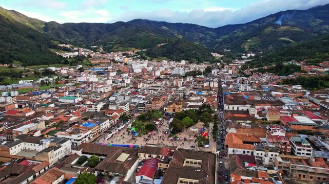 Ciudad de Pamplona - Colombia - Vista A&eacute;rea - 4k